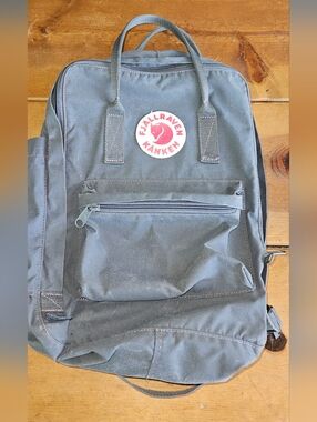 Fjallraven Men's Backpack in Dark Grey